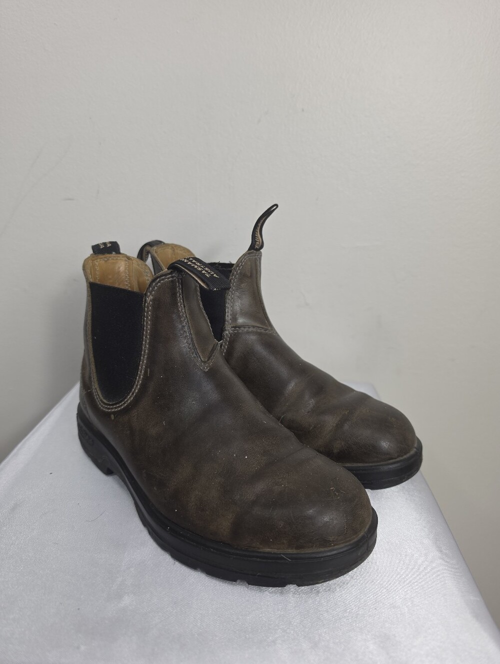 Blundstone Brown Leather Chukka Chelsea Unisex Boots W8 M6